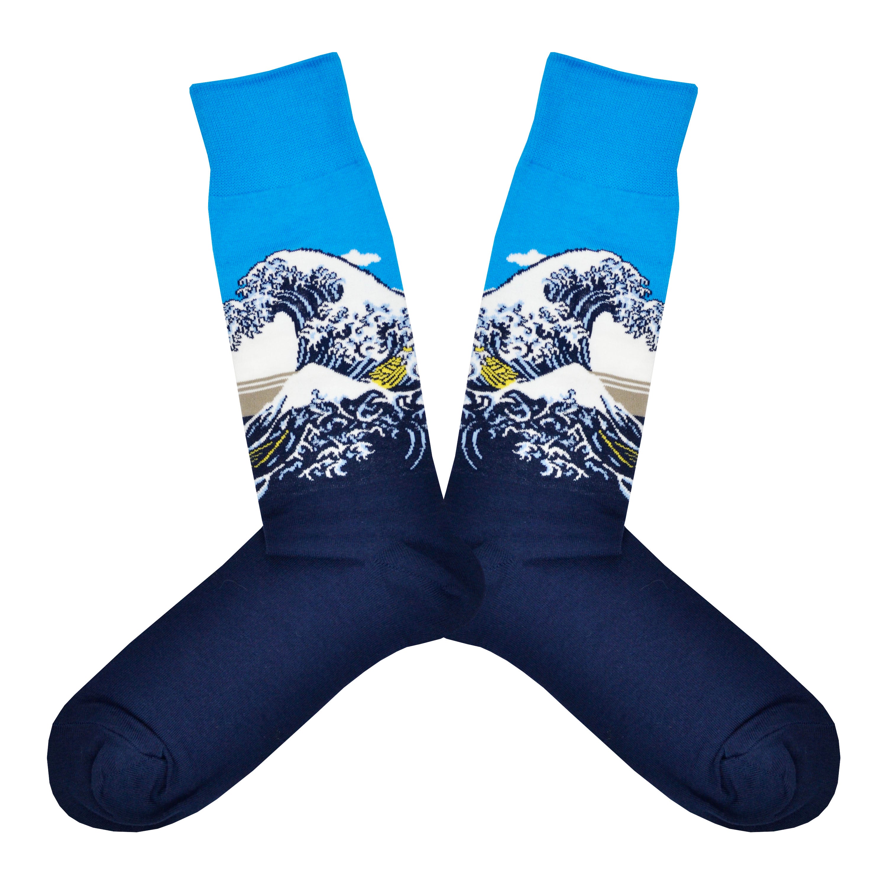 These blue cotton men's crew socks by the brand Hot Sox feature the famous print The Great Wave by the Japanese artist Hokusai.